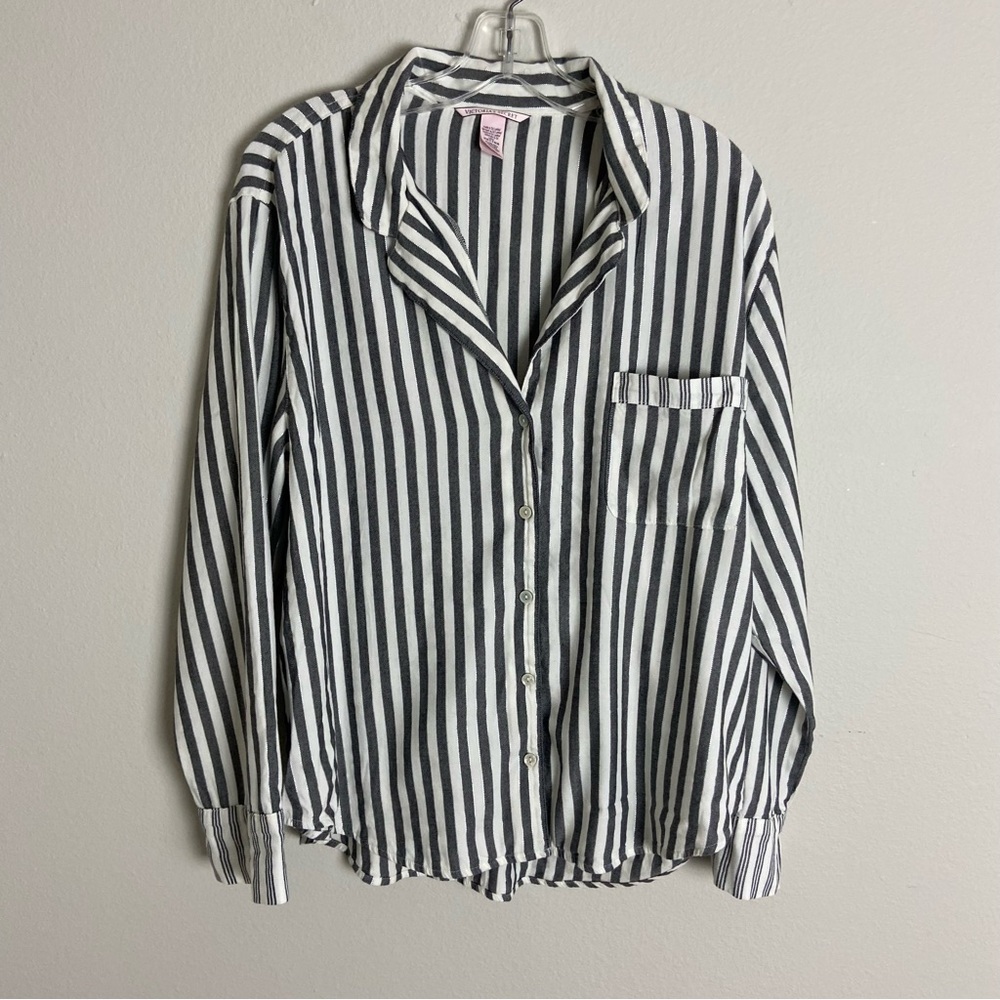 Victoria's Secret XL Gray + White Striped Metallic Flannel Pajamas 2-Piece Set - Picture 4 of 16